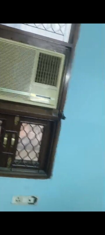 Furnished Amenities in 2 BHK Builder Floor at Pitampura – for Rent