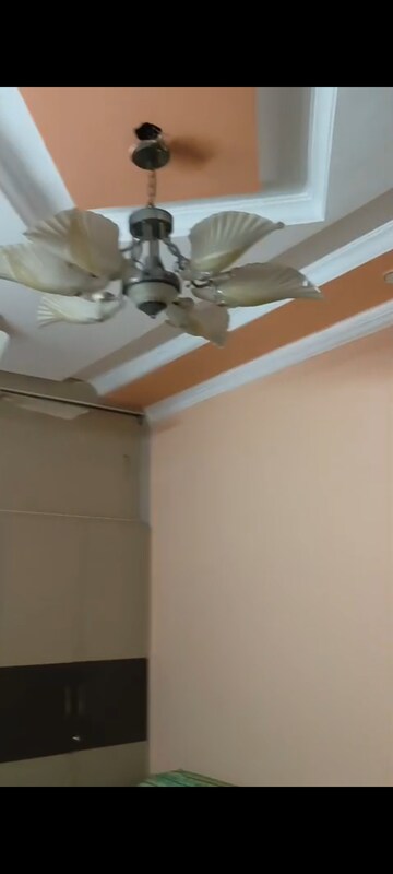 Furnished Amenities in 2 BHK Builder Floor at Pitampura – for Rent