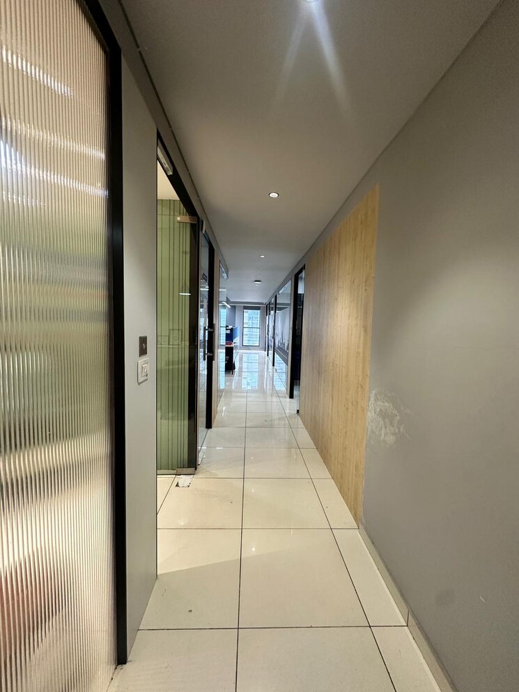 undefined, zion-z-one Commercial Office Space 3074 Sq.Ft. In Bodakdev Ahmedabad 9069533