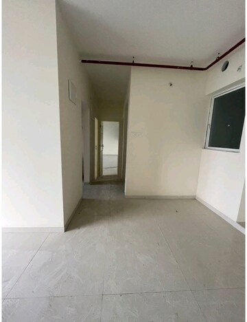 Room in 3 BHK Apartment at Vijay Orovia, Ghodbunder Road – for Sale