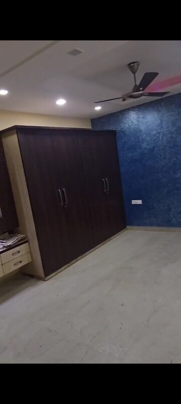 Furnished Amenities in 2 BHK Builder Floor at Pitampura – for Rent