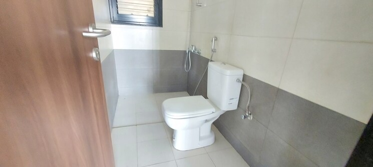 Bathroom, nanded-city-pancham 2 Bedroom 700 Sq.Ft. Apartment In Nanded Pune 9069562
