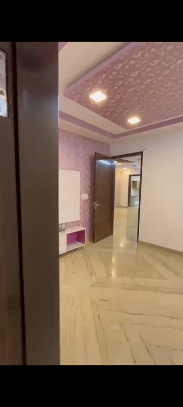Building Lobby in 3 BHK Builder Floor at Pitampura – for Rent