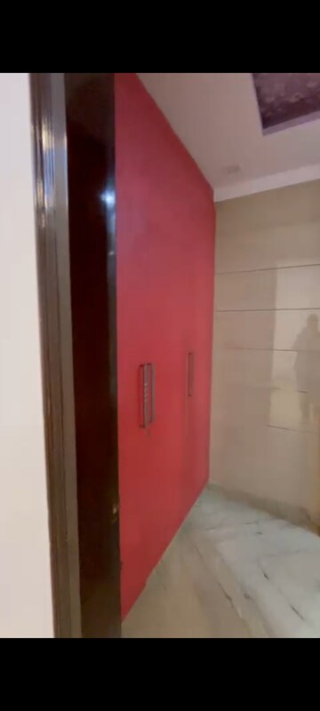 Building Lobby in 3 BHK Builder Floor at Pitampura – for Rent