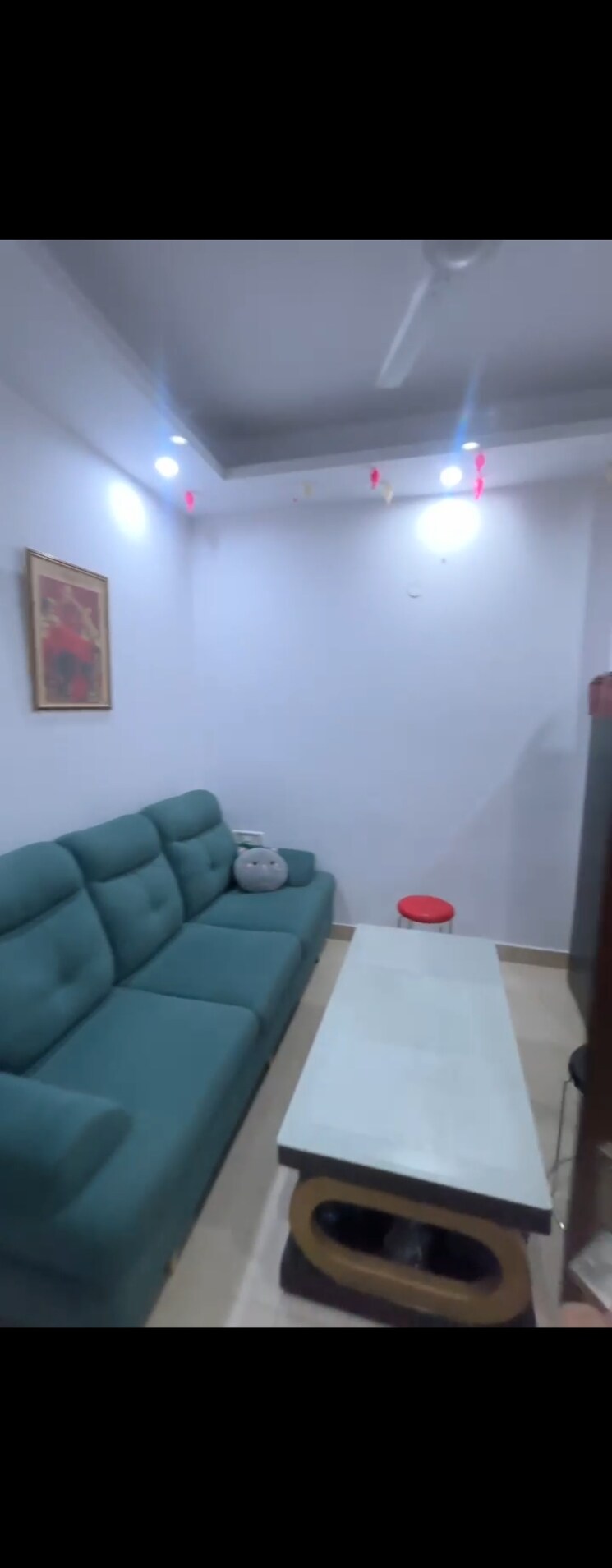 Living Room, freedom fighters enclave 2 Bedroom 900 Sq.Ft. Apartment In Freedom Fighters Enclave Delhi 9069636