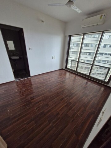 Room in 2 BHK Apartment at Acme Avenue, Kandivali West – for Rent