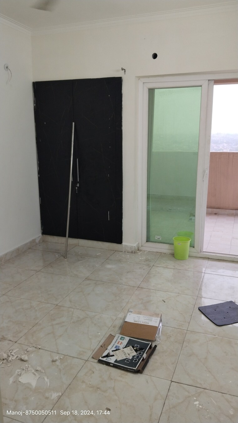 Bathroom, gaurs-siddhartham 2 Bedroom 1055 Sq.Ft. Apartment In Siddharth Vihar Ghaziabad 9069646