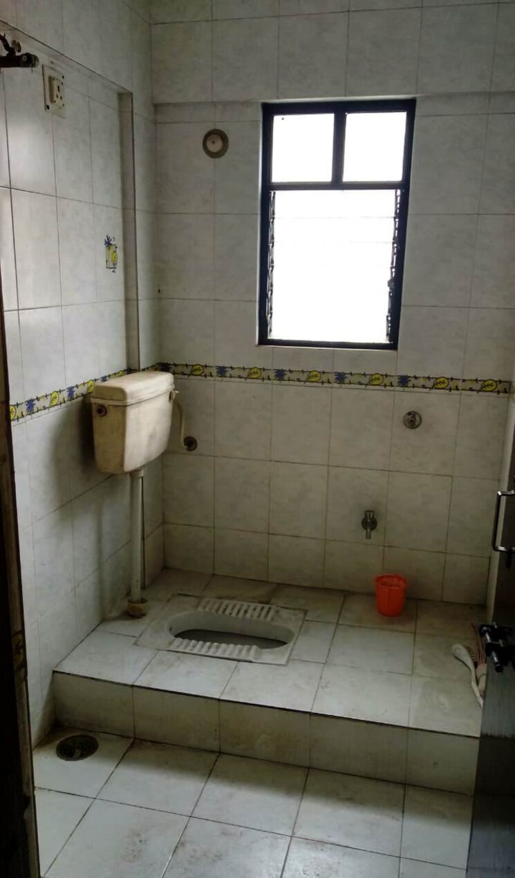 Bathroom, sudhir-aakash 3 Bedroom 1410 Sq.Ft. Apartment In Karve Road Pune 9069619