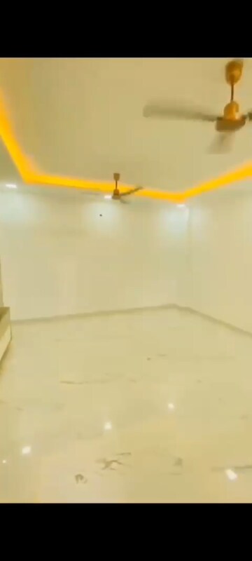 Common Area in 3 BHK Builder Floor at Krishna Khatu Shyam City, Sector 16b Greater Noida – for Sale
