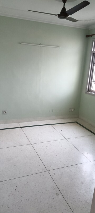 3 BHK Apartment For Rent in Sector 21c