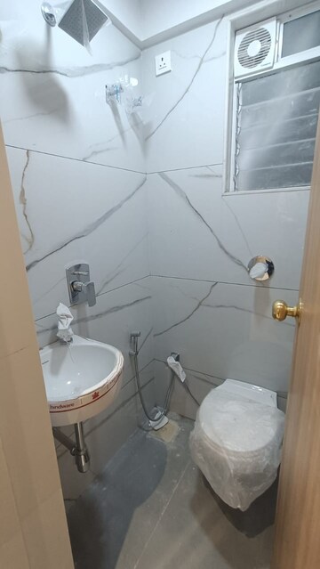 Bathroom in 1 BHK Apartment at Sitesh Pearl Heights, Parel – for Sale