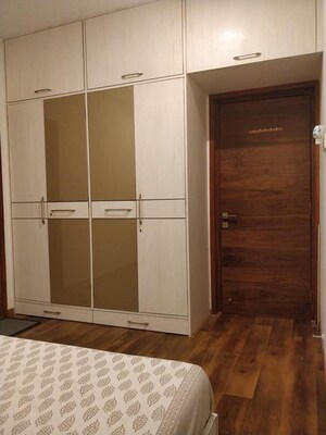 Room in 3 BHK Apartment at Romell Aether, Goregaon East – for Sale