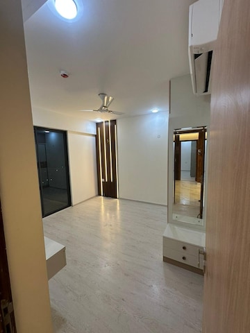 Room in 2 BHK Apartment at M3M Heights, Sector 65 – for Rent