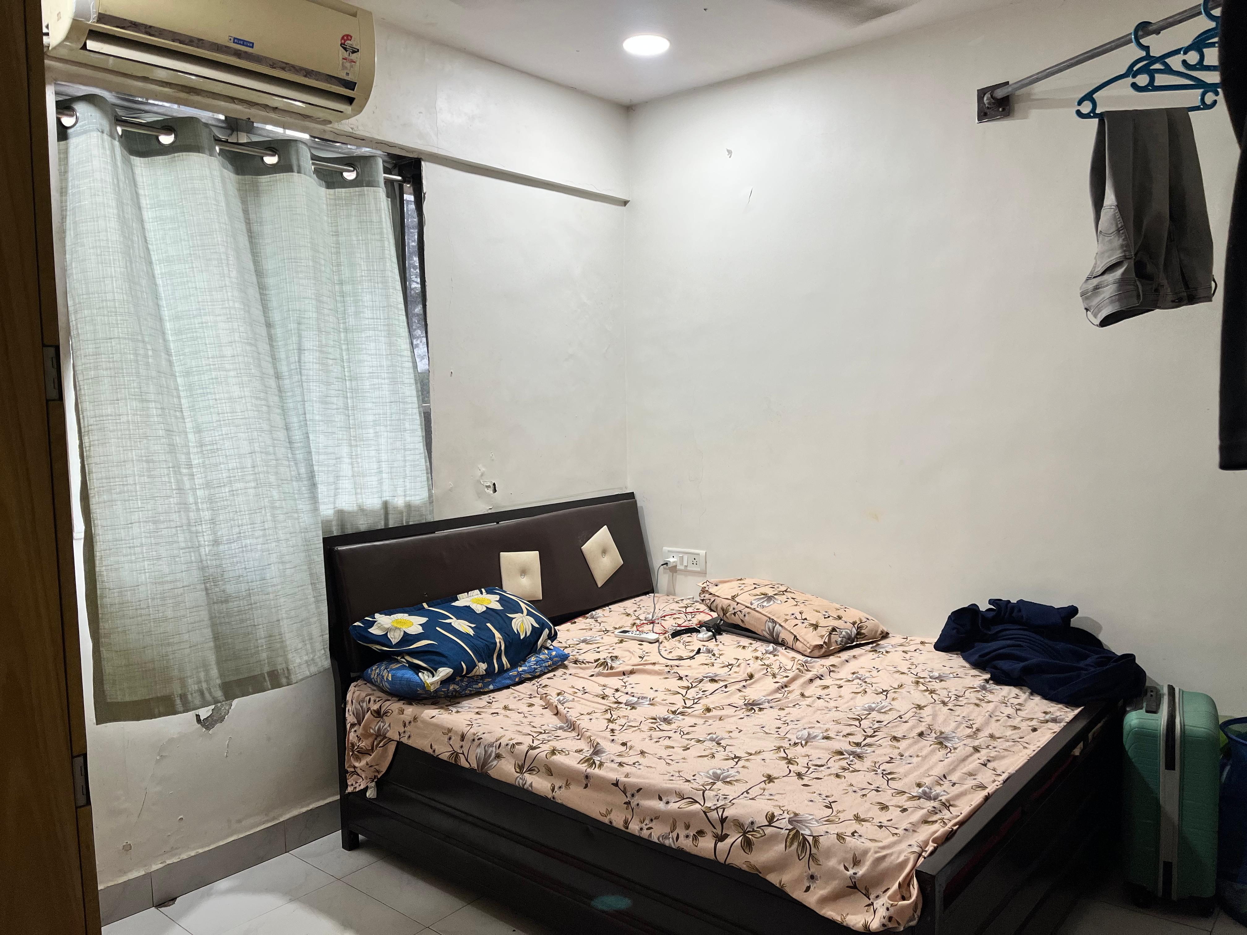 2 BHK 605 Sq.Ft. Apartment in Manali Building