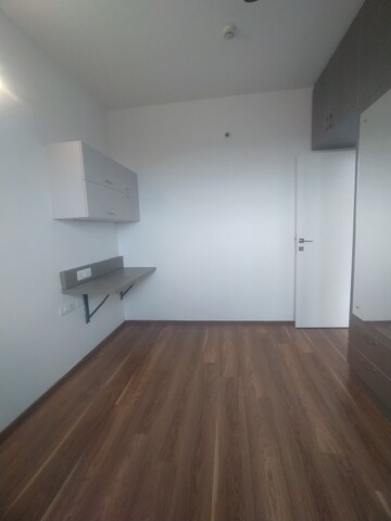 Room in 3 BHK Apartment at DSR Highland Greenz, Doddakannelli – for Rent