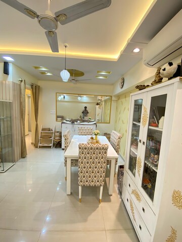 2.5 BHK Apartment For Rent in Lokhandwala Fountain Heights, Kandivali East