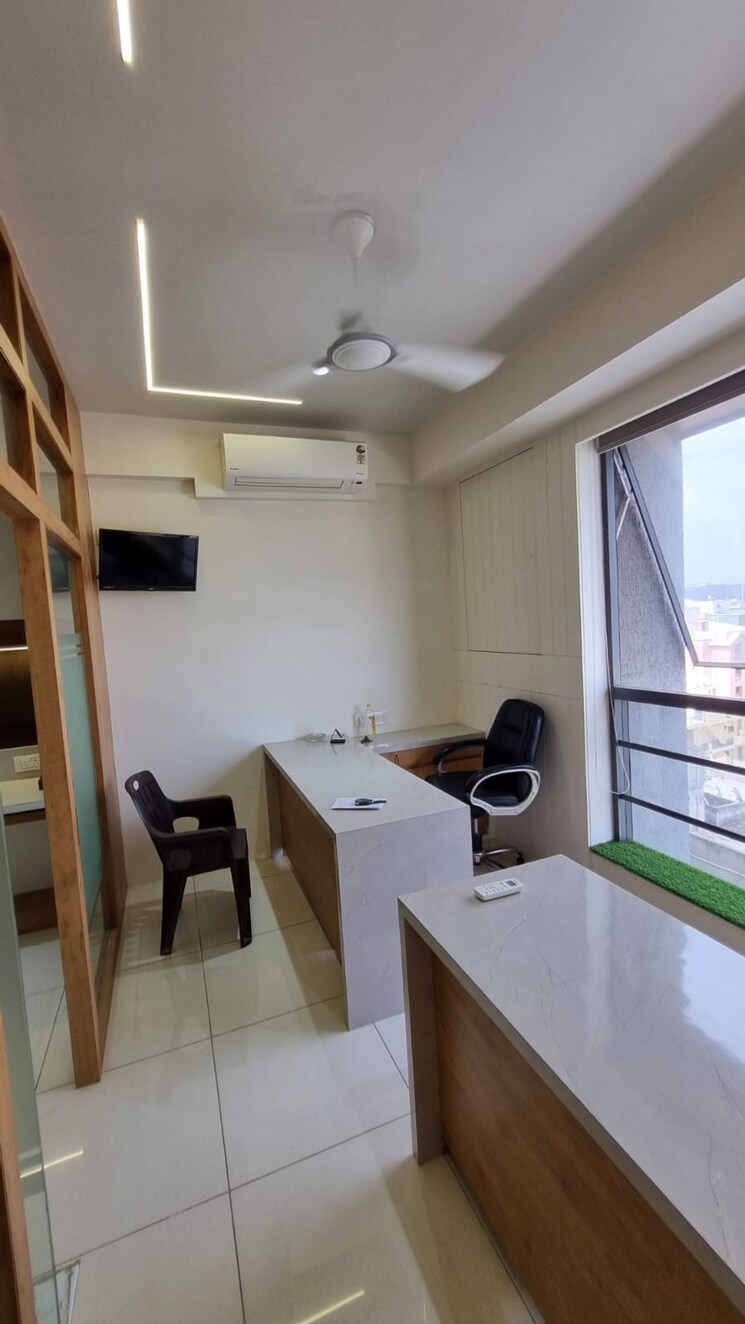 Team Area, prahlad nagar Commercial Office Space 600 Sq.Ft. In Prahlad Nagar Ahmedabad 9069656