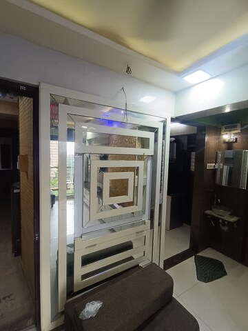 Gym in 1.5 BHK Apartment at Juhi Lawns, Seawoods – for Rent