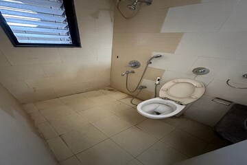 Bathroom in 2 BHK Apartment at Gundecha Altura, Kanjurmarg West – for Rent