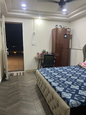 2 BHK Villa For Rent in RWA Malikpur, Mukherjee Nagar