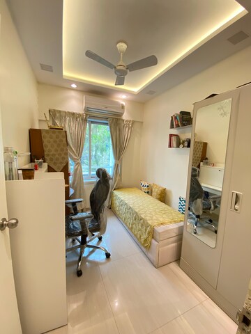 2.5 BHK Apartment For Rent in Lokhandwala Fountain Heights, Kandivali East