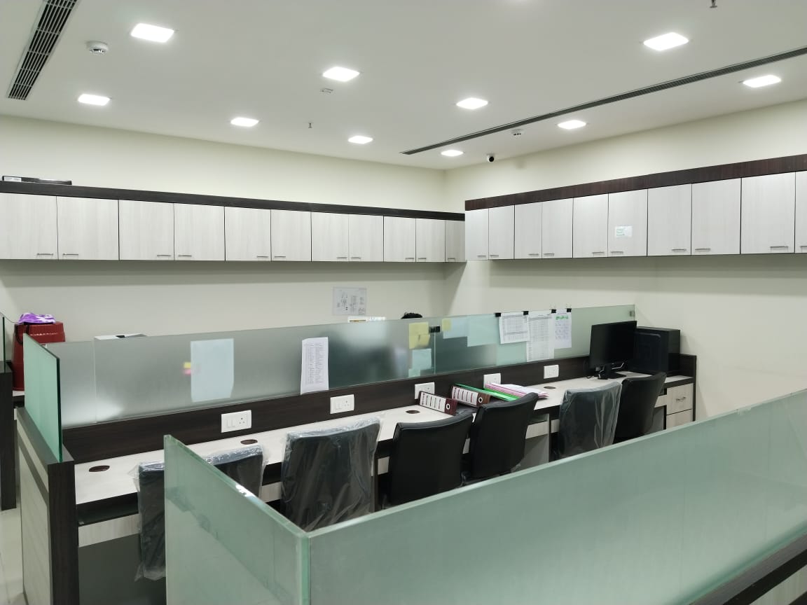 Office Space For Rent in Mani Casadona