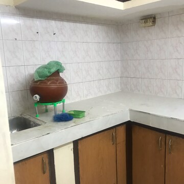 Kitchen in 1 BHK Builder Floor at Lajpat Nagar ii – for Rent