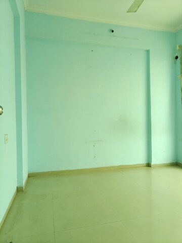 Room in 1 BHK Apartment at Geetanjali Heights, Seawoods – for Rent
