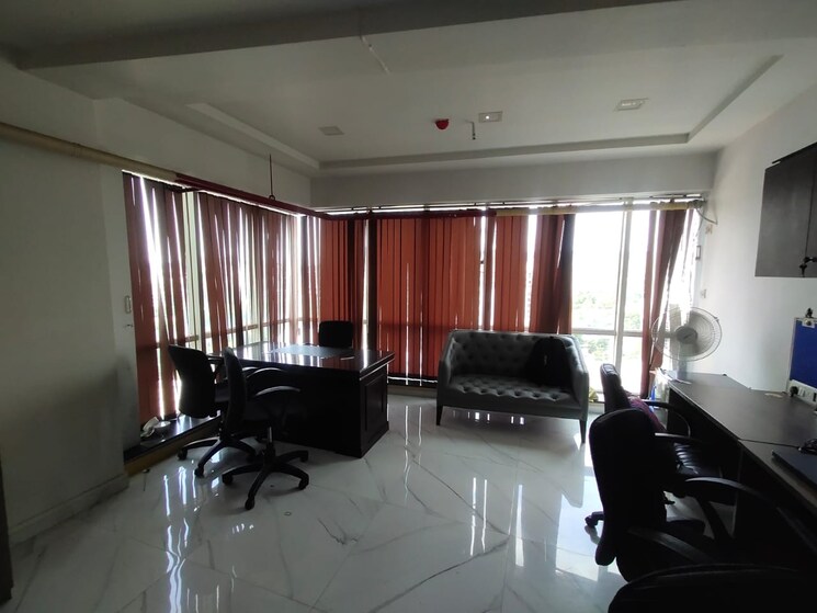 Team Area, bhandup west Commercial Office Space 500 Sq.Ft. In Bhandup West Mumbai 9070080