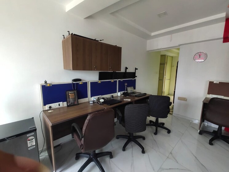 Team Area, bhandup west Commercial Office Space 500 Sq.Ft. In Bhandup West Mumbai 9070080