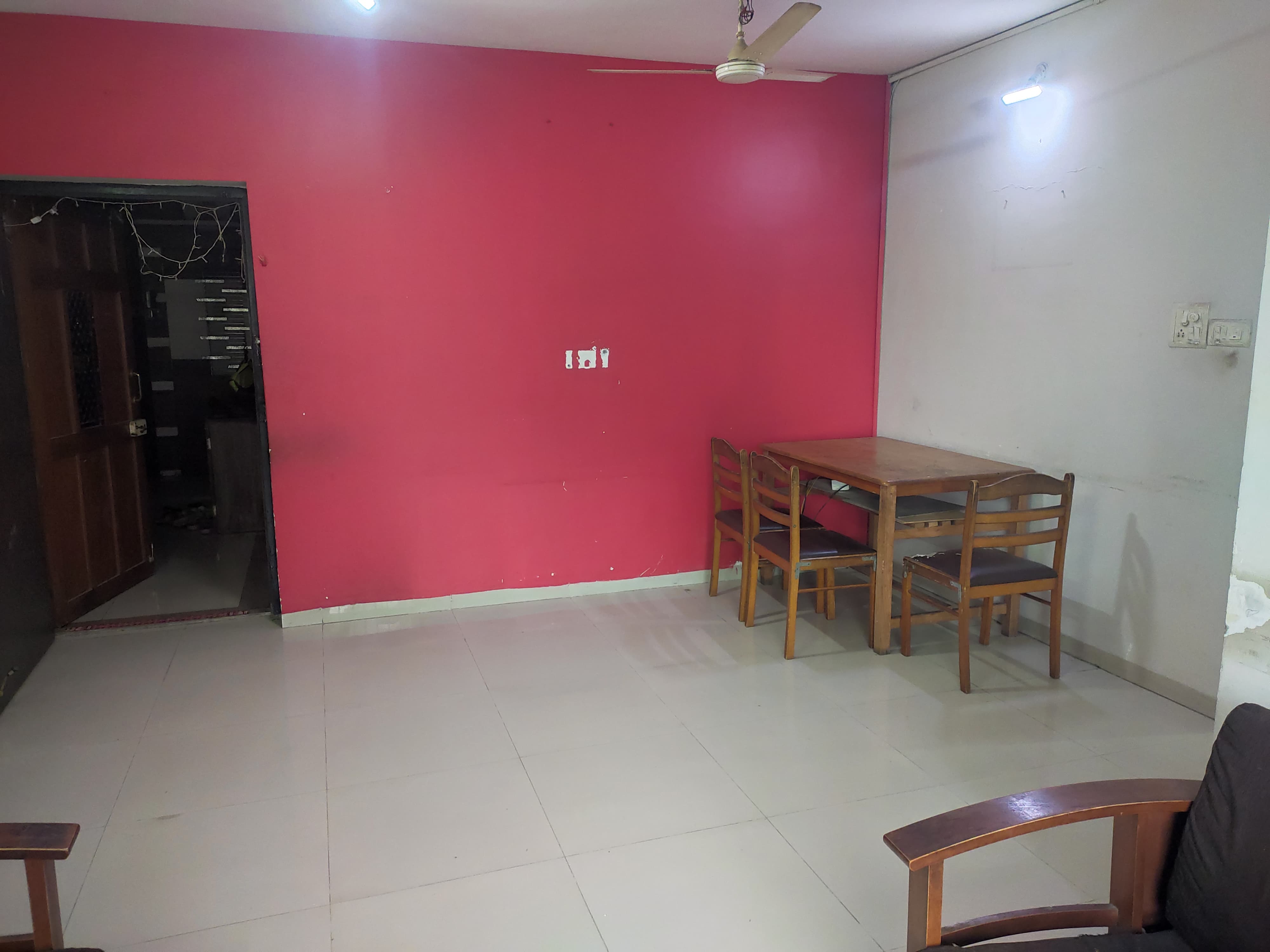 2 BHK Apartment For Rent in Clover Everest World Chs Ltd
