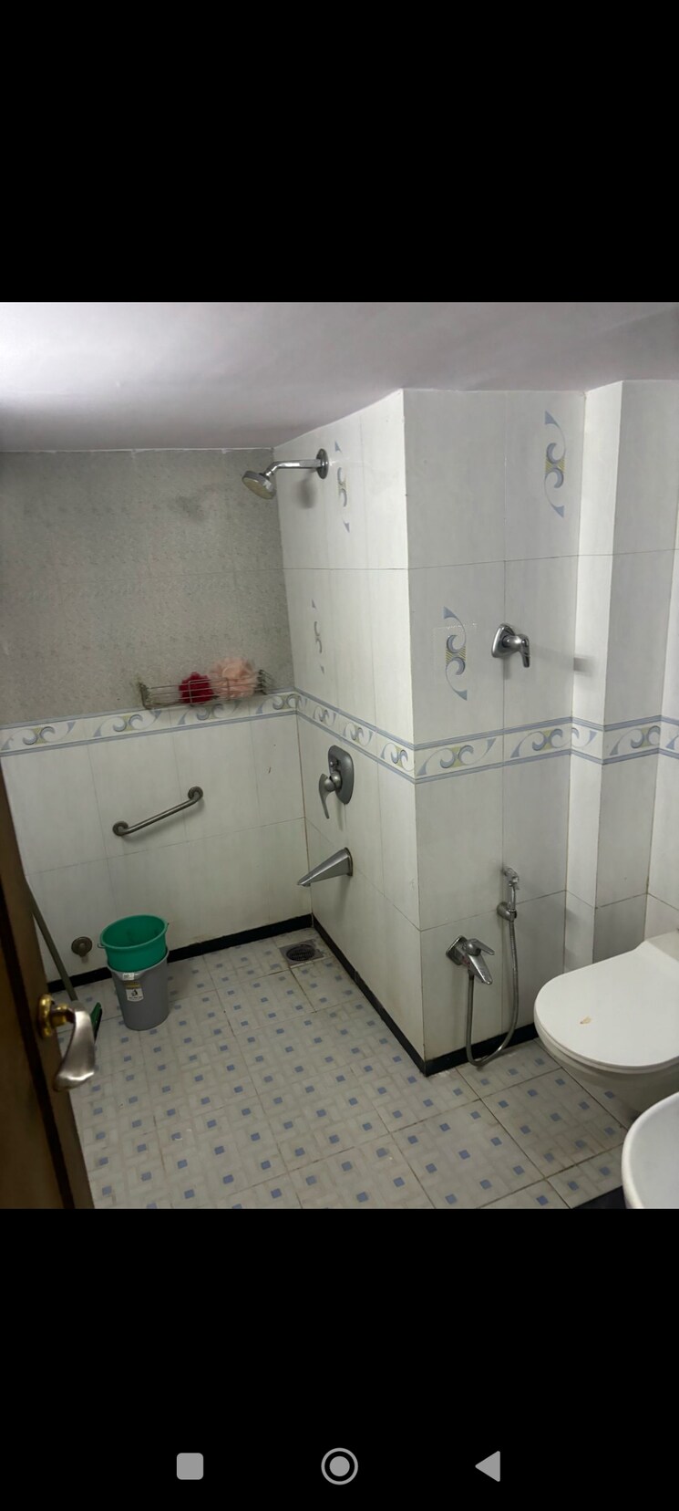 Bathroom, west-view-vile-parle-west 2 Bedroom 900 Sq.Ft. Apartment In Vile Parle West Mumbai 9070163