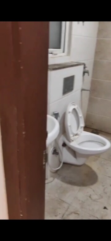 Bathroom in 3 BHK Apartment at Omaxe Royal Residency Faridabad, Sector 79 – for Rent