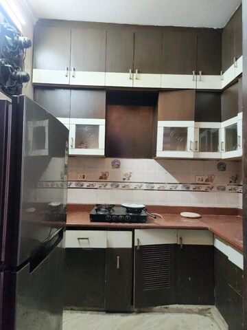 Kitchen in 2 BHK Villa at Hunson Line RWA, G T B Nagar – for Rent