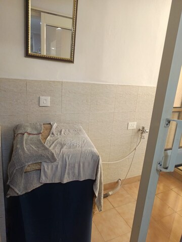 Team Area in 3 BHK Apartment at Sare Home, Sector 92 – for Rent