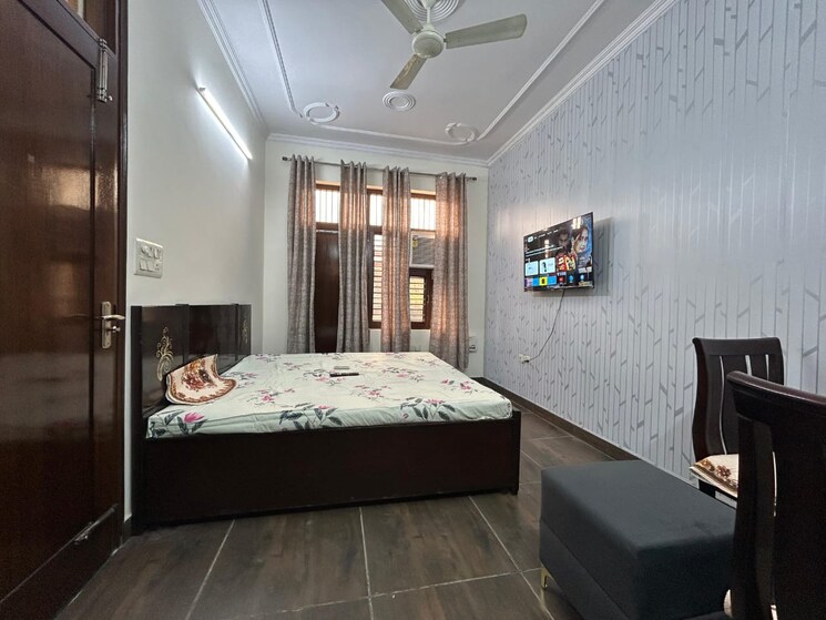 Bedroom, shree-vardhman-green-court 2 Bedroom 800 Sq.Ft. Apartment In Sector 90 Gurgaon 9070209