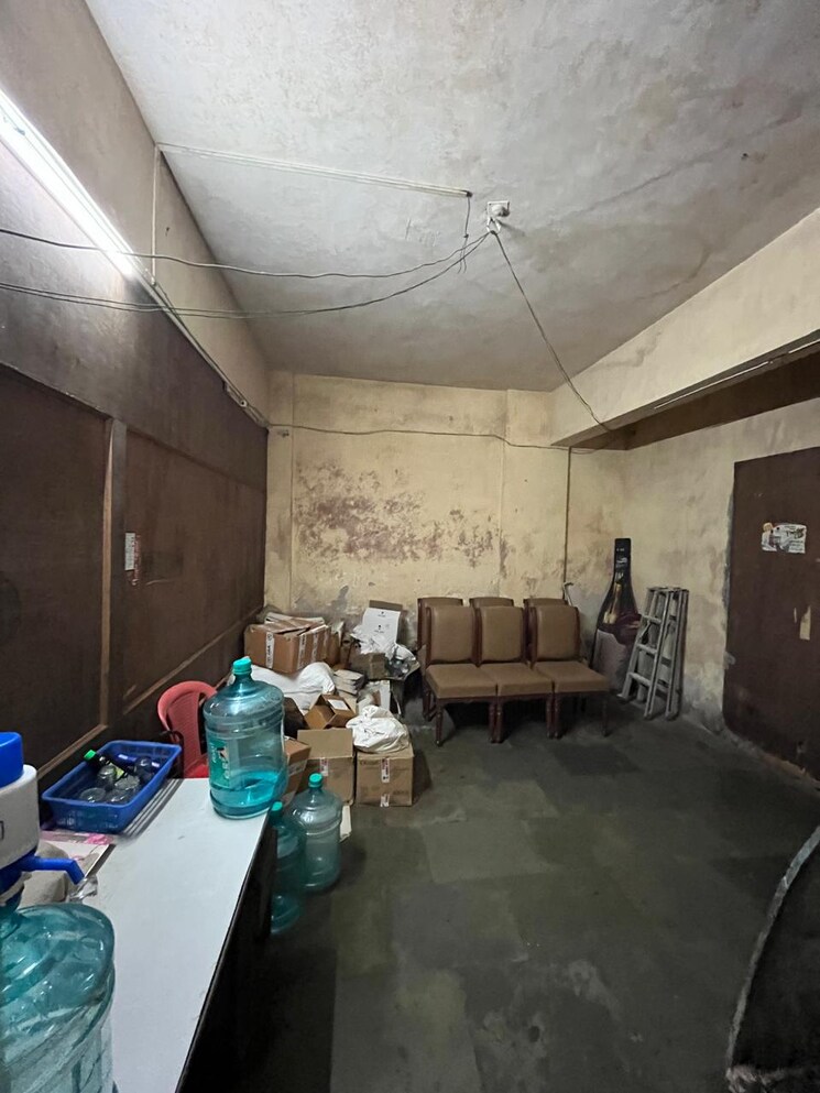  Parking, samhita-commercial-complex Commercial Warehouse 1700 Sq.Yd. In Sakinaka Mumbai 9070257