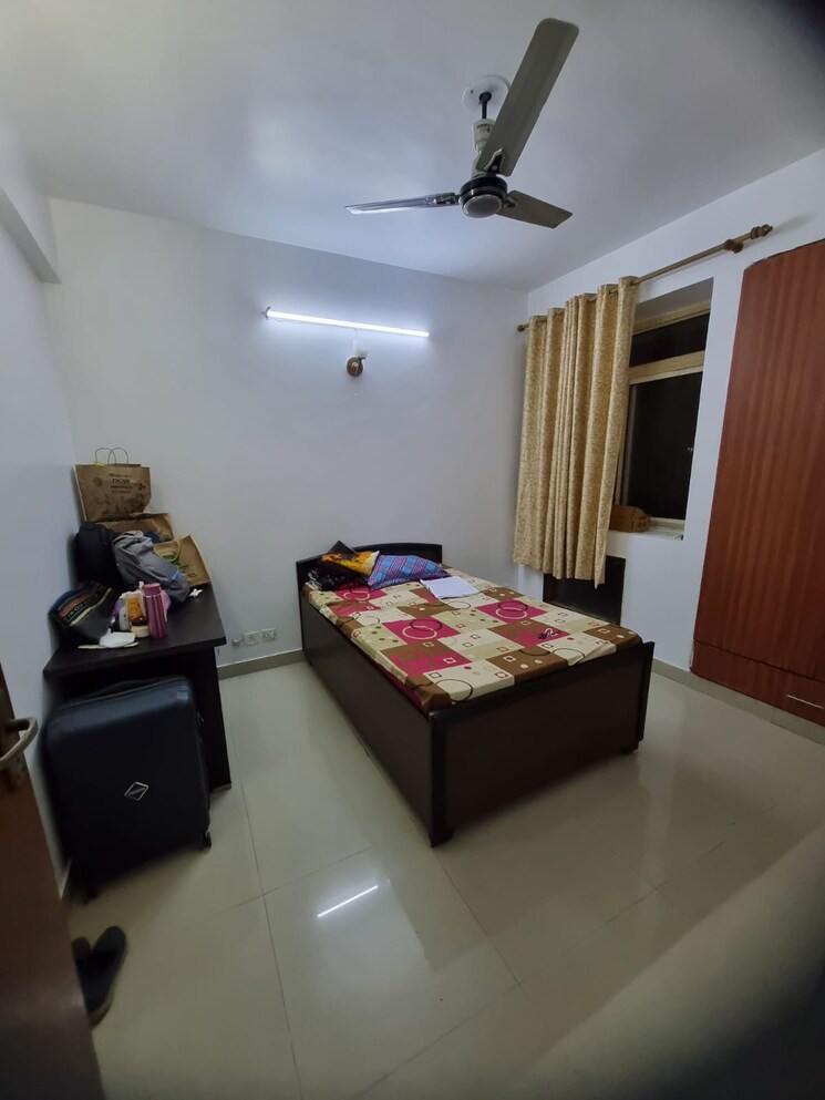 Bedroom, migsun-twiinz 3 Bedroom 1225 Sq.Ft. Apartment In Eta Ii Greater Noida Greater Noida 9070284