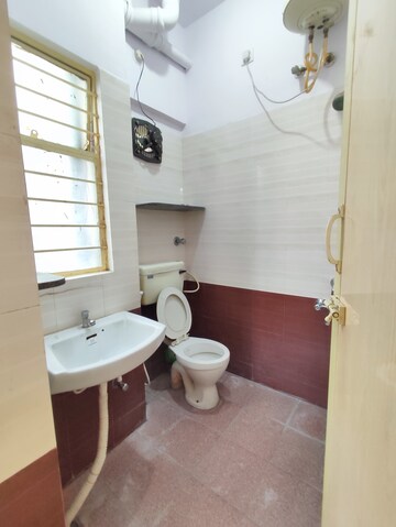 Bathroom in 1 BHK Builder Floor at Btm Layout Stage 2 – for Rent