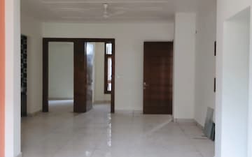 2 BHK Builder Floor For Rent in Amar Colony