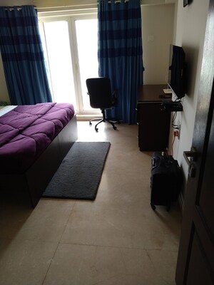 Team Area in 3 BHK Apartment at Nahar 8 Towers, Chandivali – for Sale