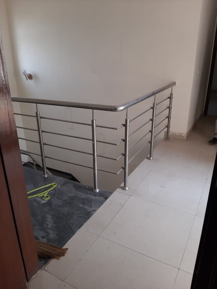 Room, eta ii greater noida 2 Bedroom 1060 Sq.Ft. Apartment In Eta Ii Greater Noida Greater Noida 9070373