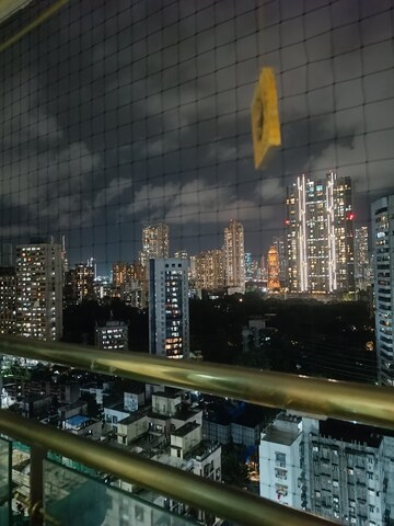 2 BHK Apartment For Rent in Dosti Flamingos, Parel