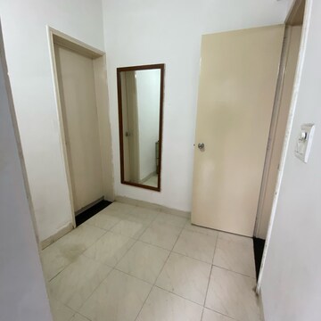 Room in 3 BHK Apartment at Allamanda Apartment, Nagar Road – for Rent