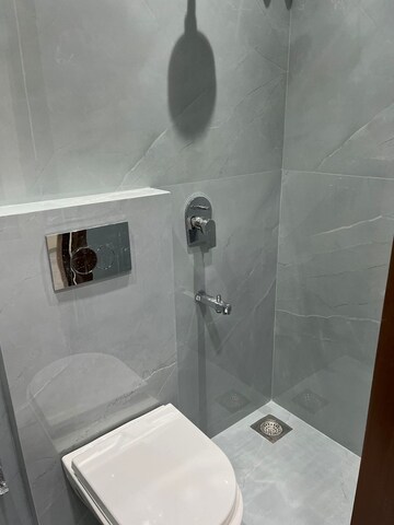 Bathroom in 1 BHK Apartment at Hubtown Celeste, Worli – for Sale
