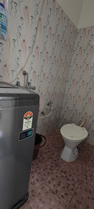 Bathroom in 2 BHK Apartment at J P Heights Apartment, Yashwant Nagar – for Rent