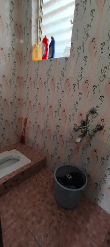 Bathroom in 2 BHK Apartment at J P Heights Apartment, Yashwant Nagar – for Rent