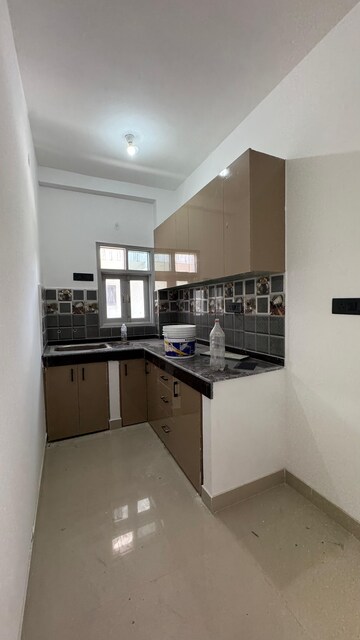 Kitchen in 1 BHK Builder Floor at Palm Residency Chhatarpur, Chattarpur – for Rent