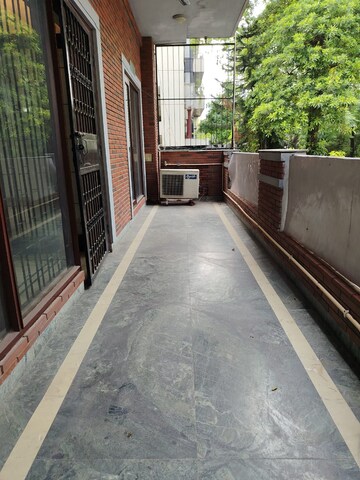 Balcony in 3 BHK Builder Floor at Saket – for Rent