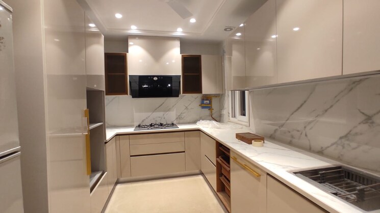 Kitchen, safdarjung enclave 3 Bedroom 1800 Sq.Ft. Apartment In Safdarjung Enclave Delhi 9070403